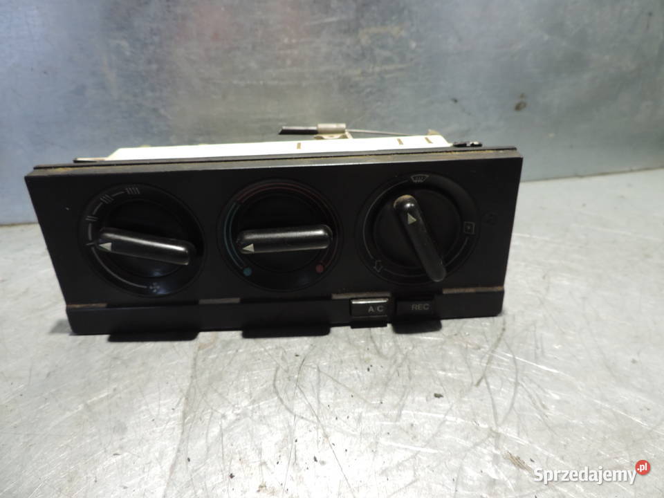 PANEL STEROWANIA NAWIEWU KLIMY 893959621 AUDI 80 Panele sterowania, przełączniki Nowy Sącz