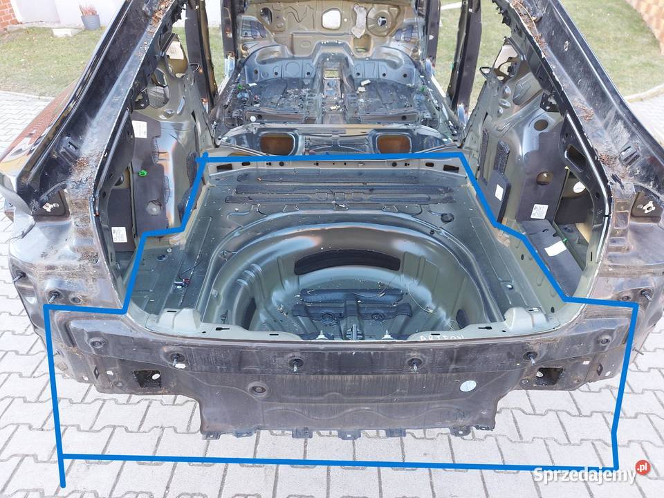 VW Arteon 3G8 2018r WANNA PAS TYLNY PODŁOGA