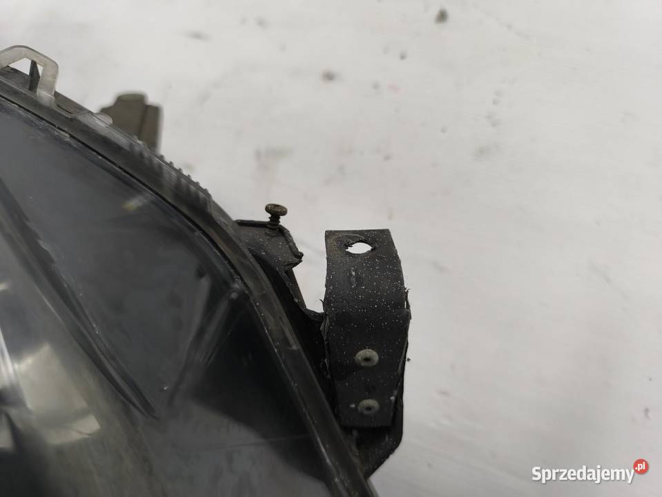 LAMPA PRAWY PRZÓD EUROPA OPEL ASTRA H 24451033RH sprzedam