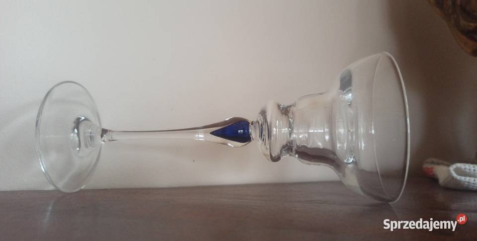 Kieliszek Szkło przeźroczyste W środku łezka Gdańsk sprzedam