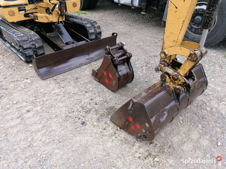 Caterpillar 3025C MiniKoparka Waga 2850 2 Łyżki Chełmiec sprzedam
