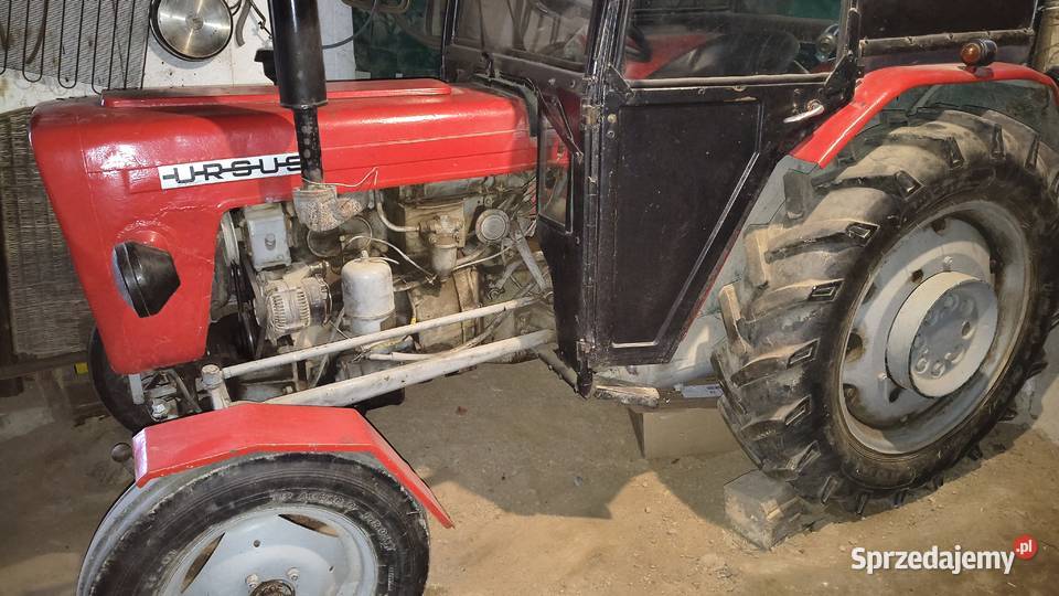 Ursus C28 C330 i sprzęt rolniczy