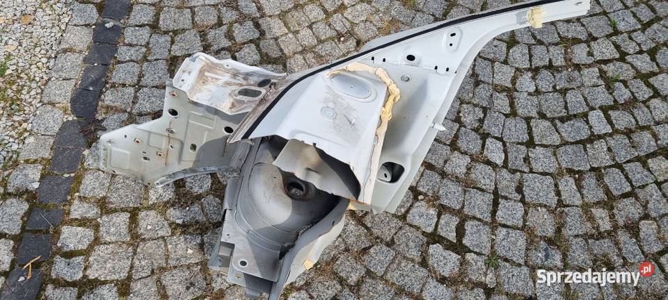 Prawa ćwiartka Renault Trafic 3 i 4 Świdnica