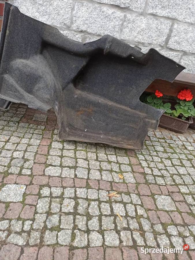 Tapicerka bagażnika mercedes w124 Wyposażenie wnętrza śląskie Gliwice