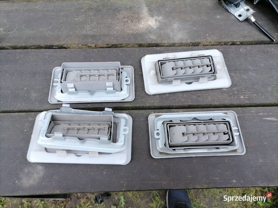 Mitsubishi Pajero III kratki nawiewów lampki Sulejów