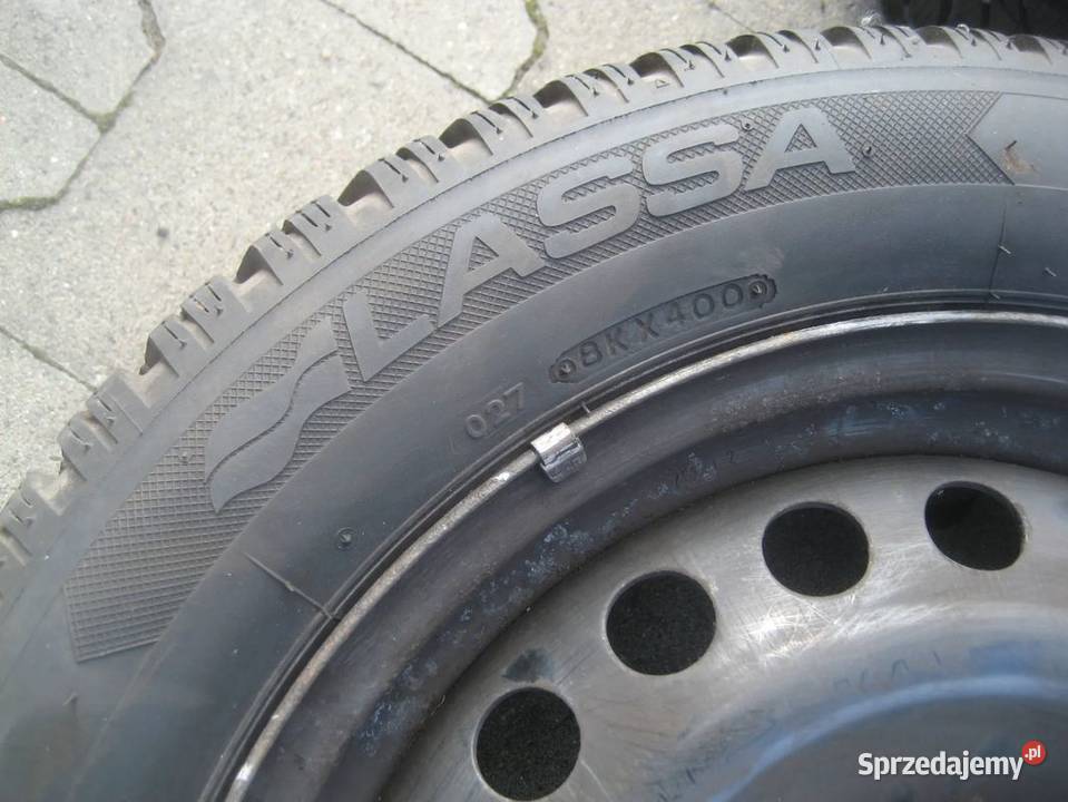 volvo v50 s40 felgi opony zimowe 16x65 et 525 Rakoniewice sprzedam