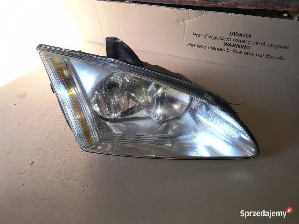 Ford Focus MK2 0408 Reflektor prawy kpl Oryginał dolnośląskie sprzedam
