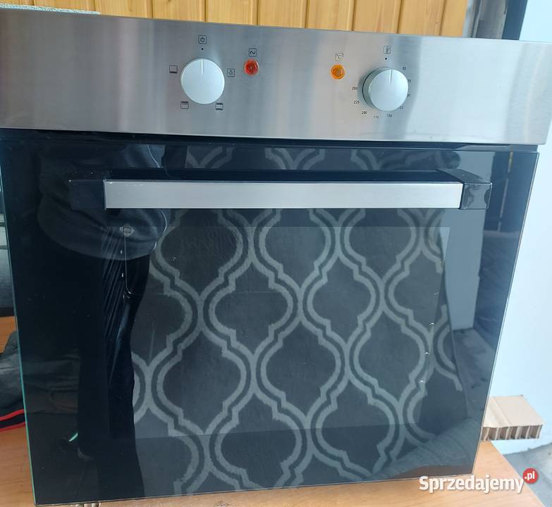 Elektryczny piekarnik do zabudowy CSB60