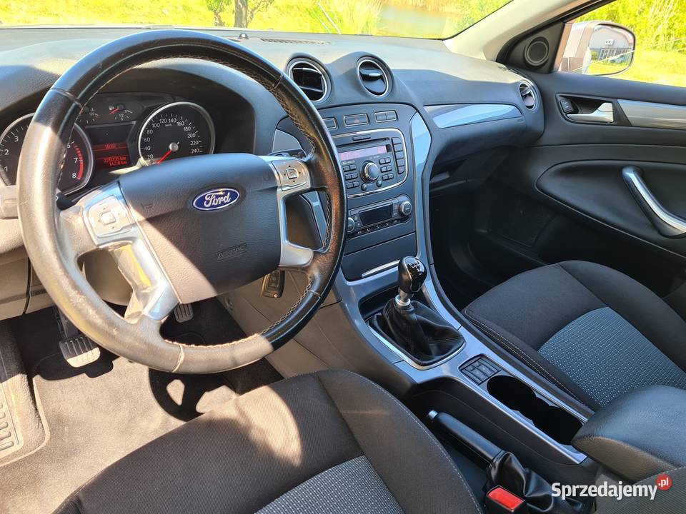 Ford Mondeo benzyna 160 Kombi Bezwypadkowy