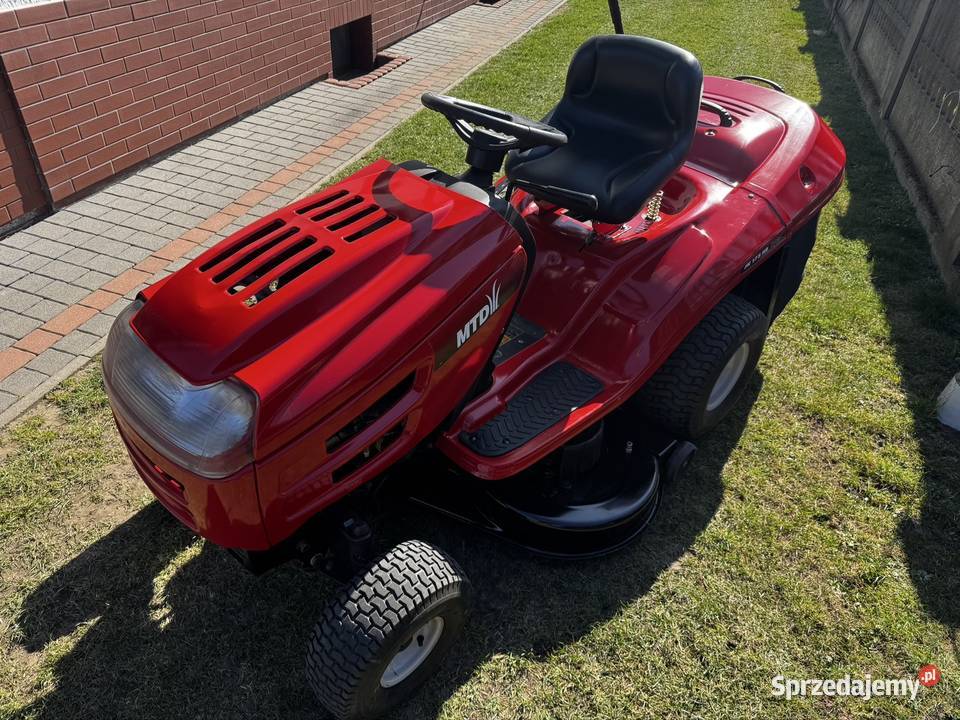 Traktorek Ogrodowy MTD LN175HB hydrostat 175 Rożniątów