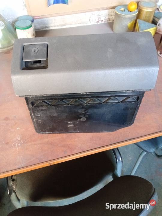 Schowek VW Corrado osobowe Świdnica