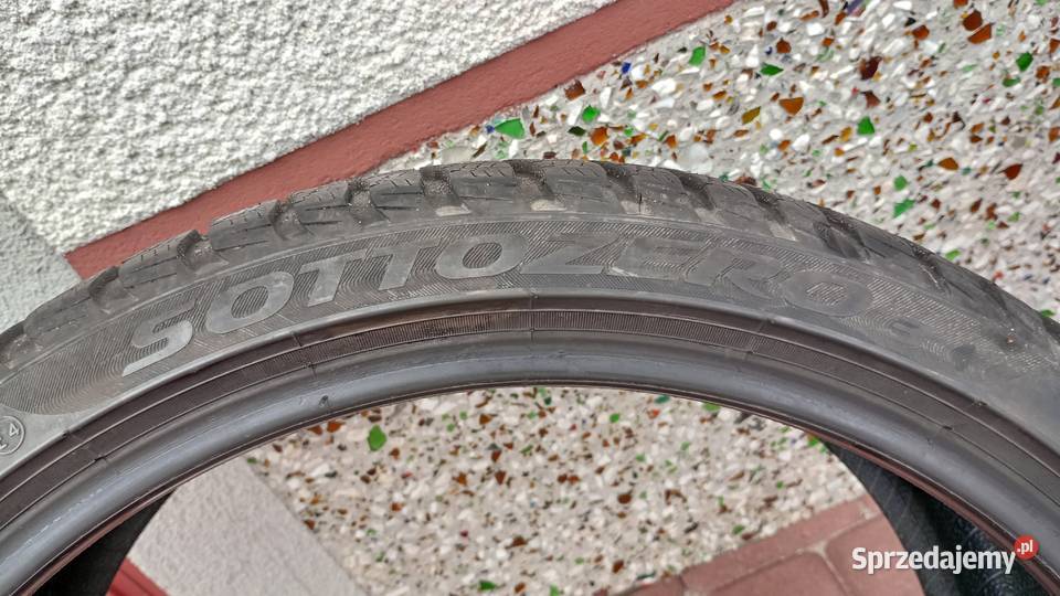 opony zimowe Pirelli Sottozero 3 23535R20 Radomyśl Wielki