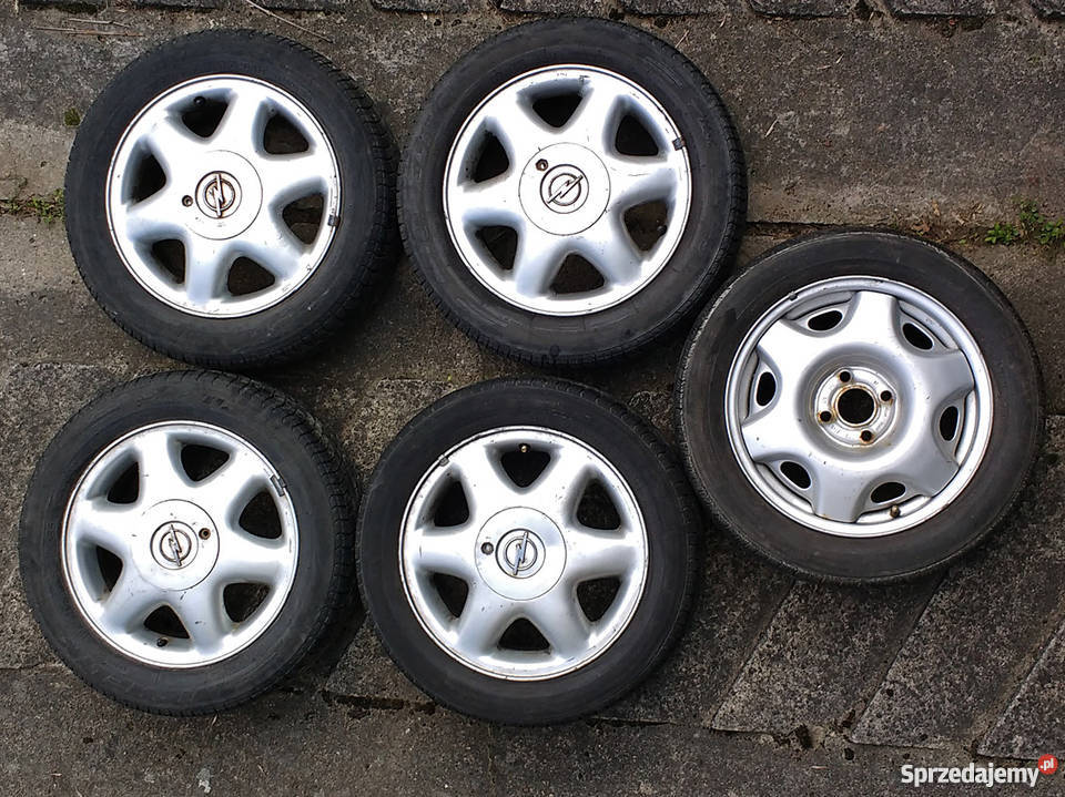 OPEL ASTRA 1997 16 16V 2001 w rodzinie Dobra gniazdo AUX mazowieckie Komorów sprzedam