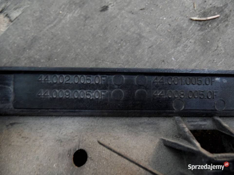 NISSAN VANETTE E 02r wentylator chłodnicy