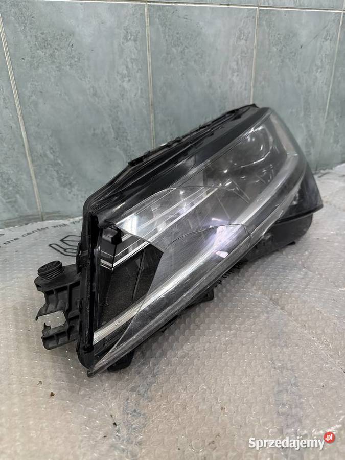 Skoda superb III lift 3V1 19r lampa przednia śląskie