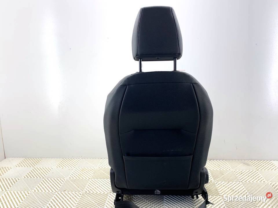 FOTEL PRAWY PRZÓD OPEL CORSA F Hatchback osobowe podkarpackie