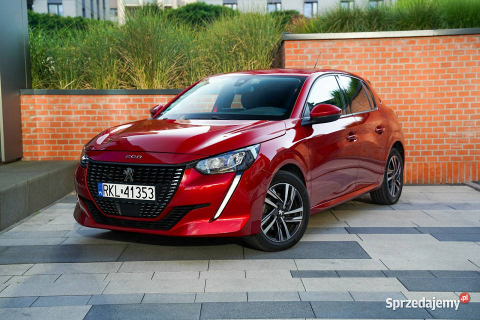 Peugeot 208 130 EAT8 Elixir Red perła 3D