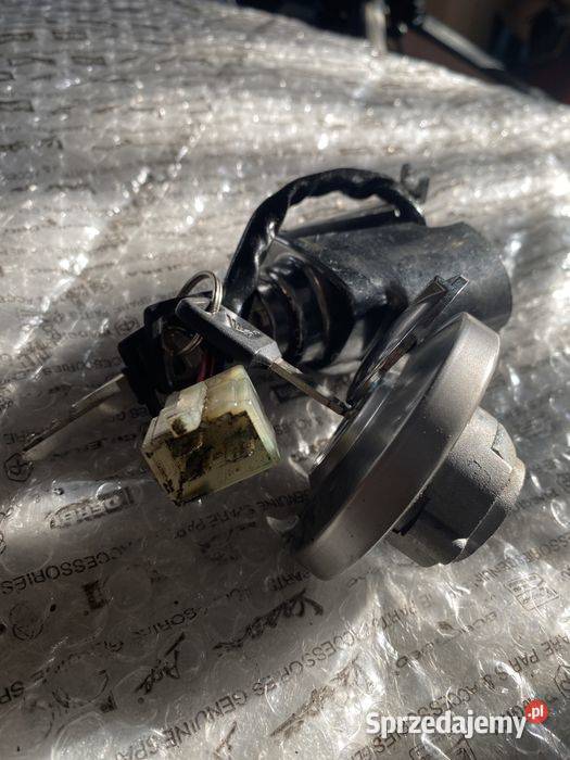 Honda VT 600 Stacyjka Korek wlewu Paliwa N894 Poznań
