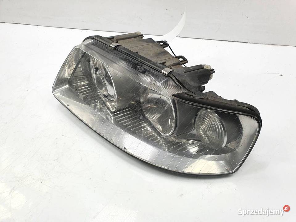 LAMPA LEWA PRZÓD AUDI A3 8L Lipno