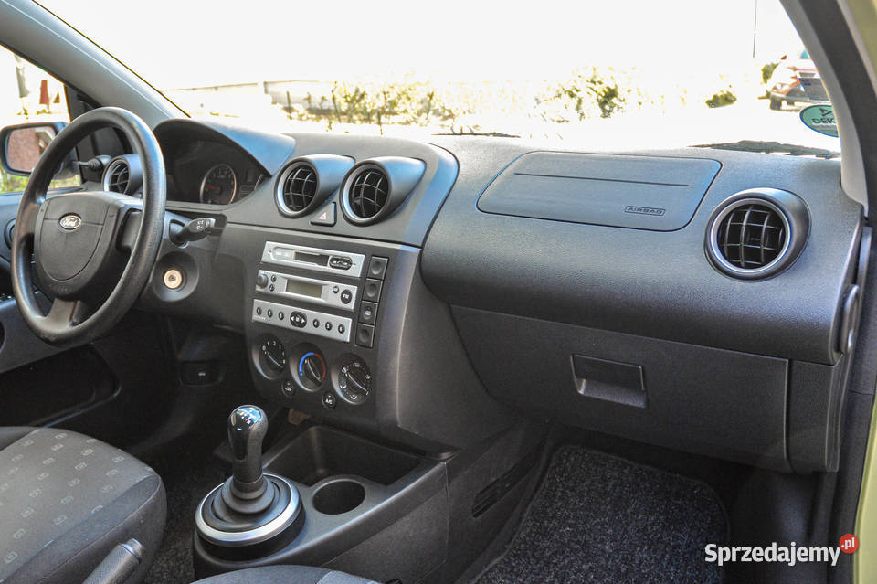 Ford Fiesta 14 Automat 102 Lift Rok produkcji 2005 Wrocław