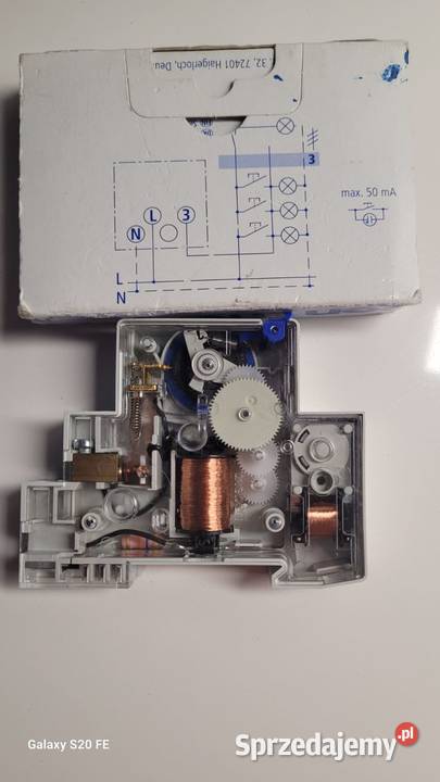 Wyłącznik czasowy światła na klatce schodowej 1 Elektryka