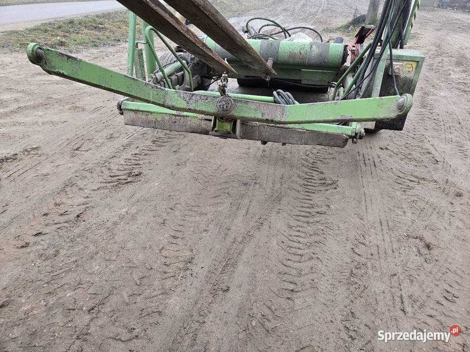 Owijarka Elho z mocowaniem do prasy belującej Owijarki do bel Szołtany