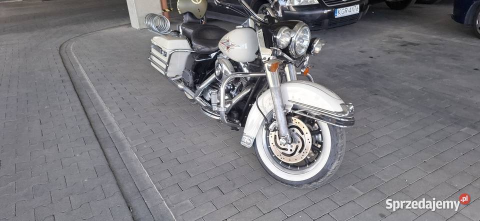 Harley Davdson Road King Police Szymbark