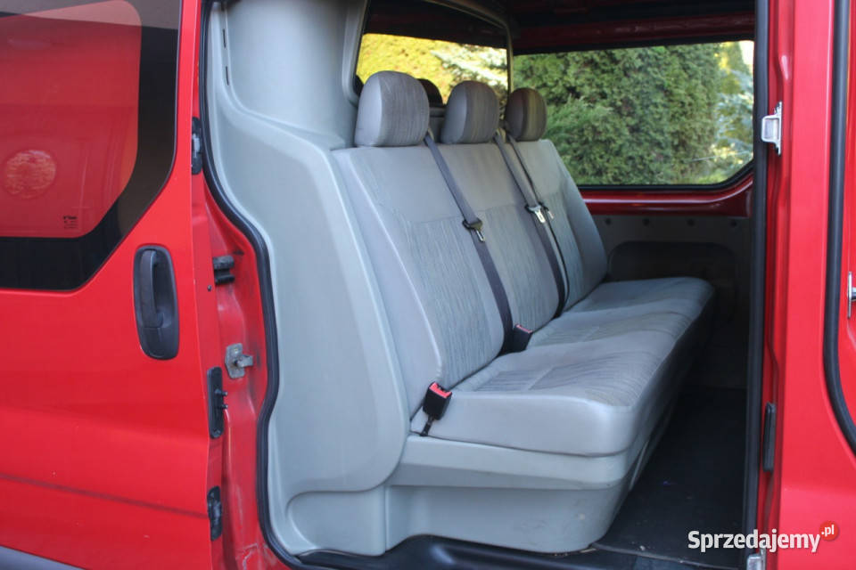 Nissan Primastar DCi 115 Dubel kabina 6 osobowy czerwony Lubań