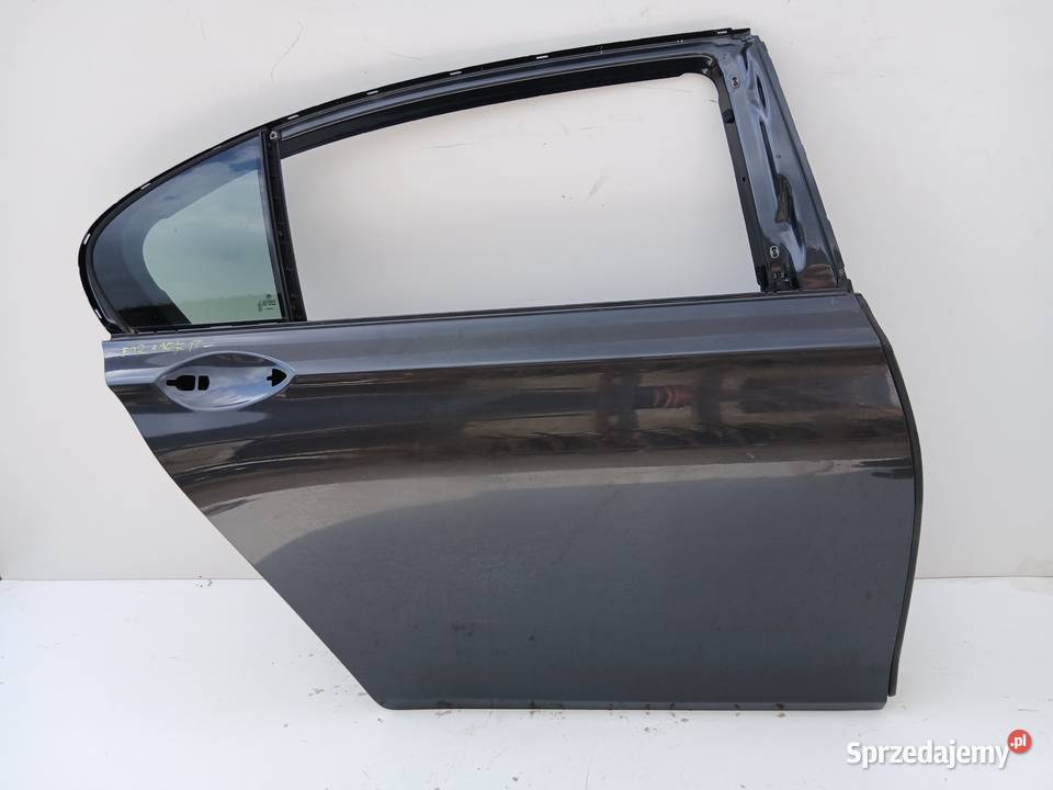 DRZWI PRAWE TYLNE BMW F02 A907 Strzyżewice