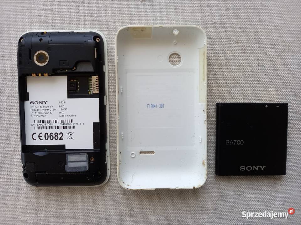 Telefon Sony XPeria ST21i