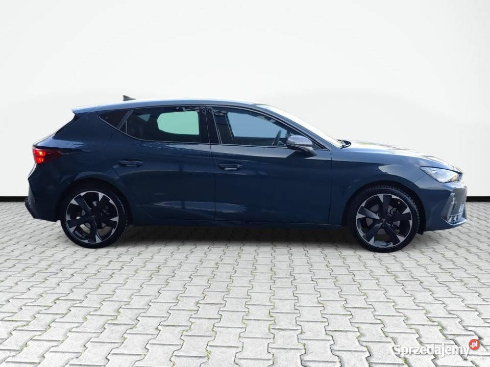 Cupra Leon 2025r Salon Aktywny Tempomat Bogate Warszawa