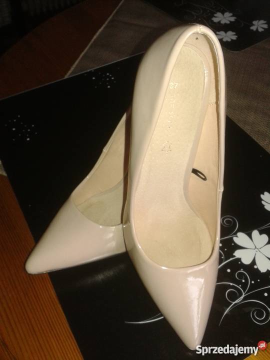 Czółenka NUDE Damasławek