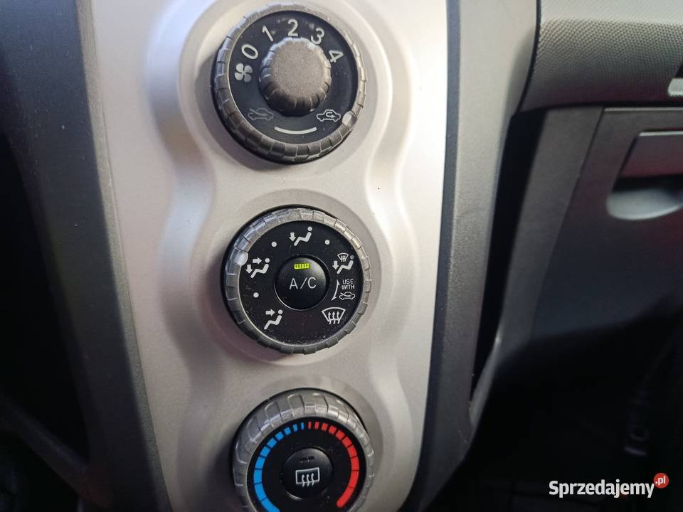 Toyota Yaris elektryczne lusterka Yaris małopolskie
