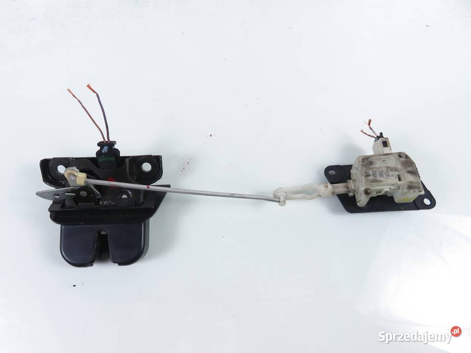 ZAMEK KLAPY AUDI A2 8Z0