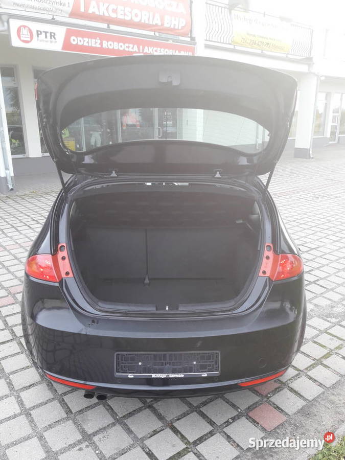 Sprzedam Seat Leon 14 Benzyna Moc 92 kW125 STAN Gniezno