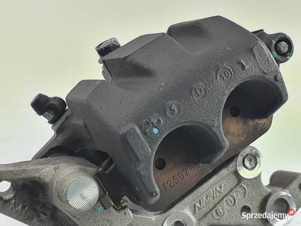 Zacisk Hamulcowy Przod Prawy Klocki Honda Cb Łódź