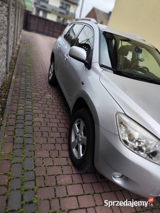 Toyota Rafa 4 napęd 4x4