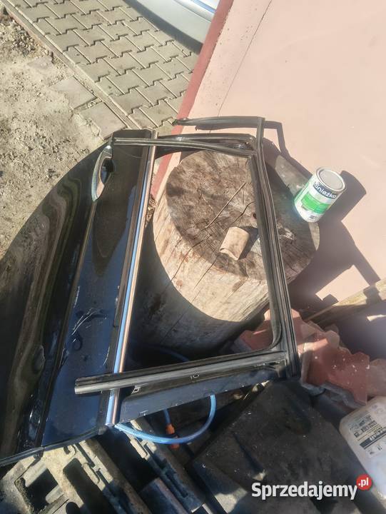 Drzwi vw passat b8 kombi kupiony w Polsce Chlewiska sprzedam