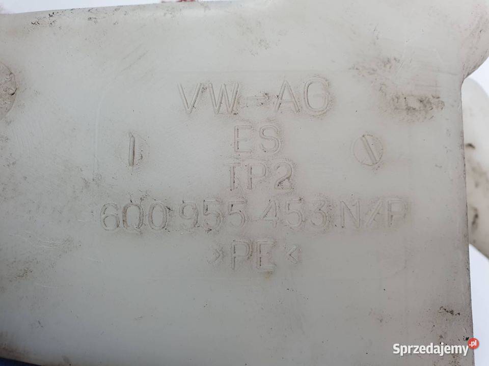 ZBIORNICZEK SPRYSKIWACZY VOLKSWAGEN POLO 6N Pozostałe Lipno