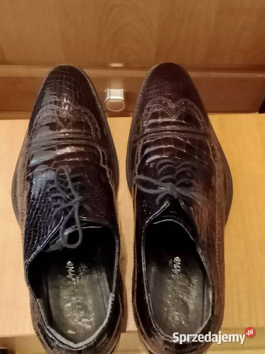 Półbuty włoskie skórzanelakierowane
