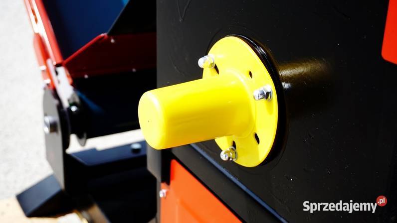 Rębak REMET CNC RP200 WOM taśmociąg hydrauliczny Leśnictwo Łańcut