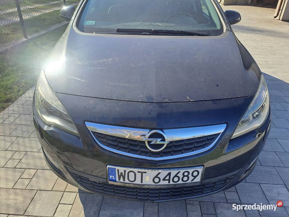 Opel astra j Wiązowna