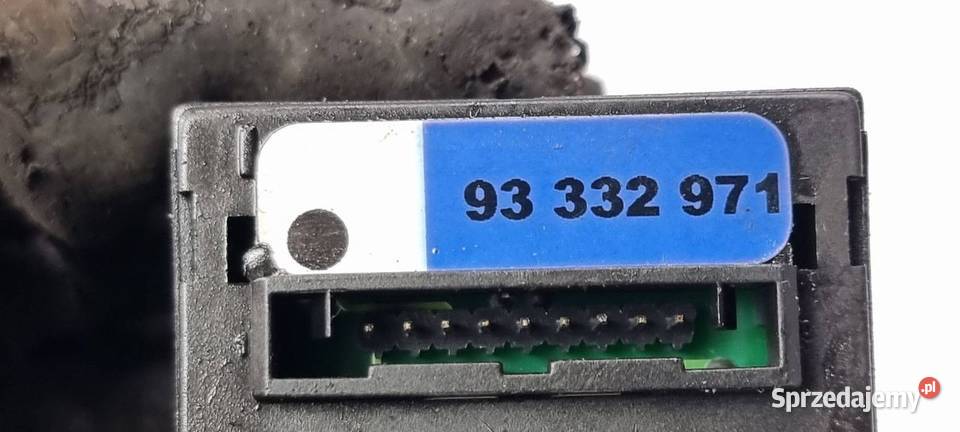PRZYCISK OPEL MERIVA A 93332971 osobowe Lipno