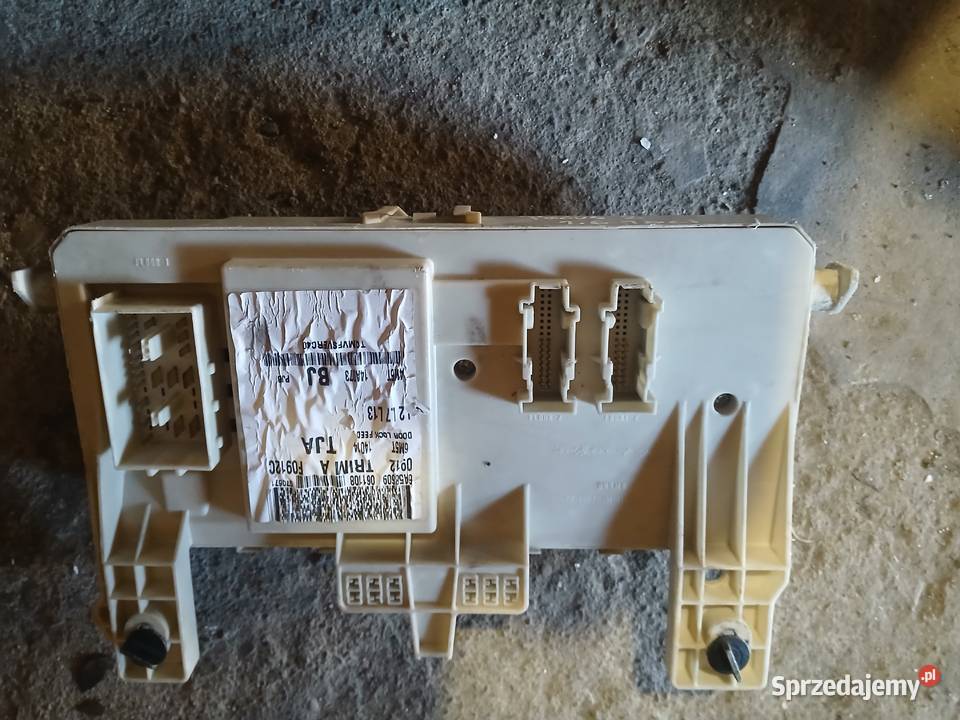 Moduł BSI skrzynka bezpieczników 4M5T14A073BJ Rok produkcji 2006 Radłów