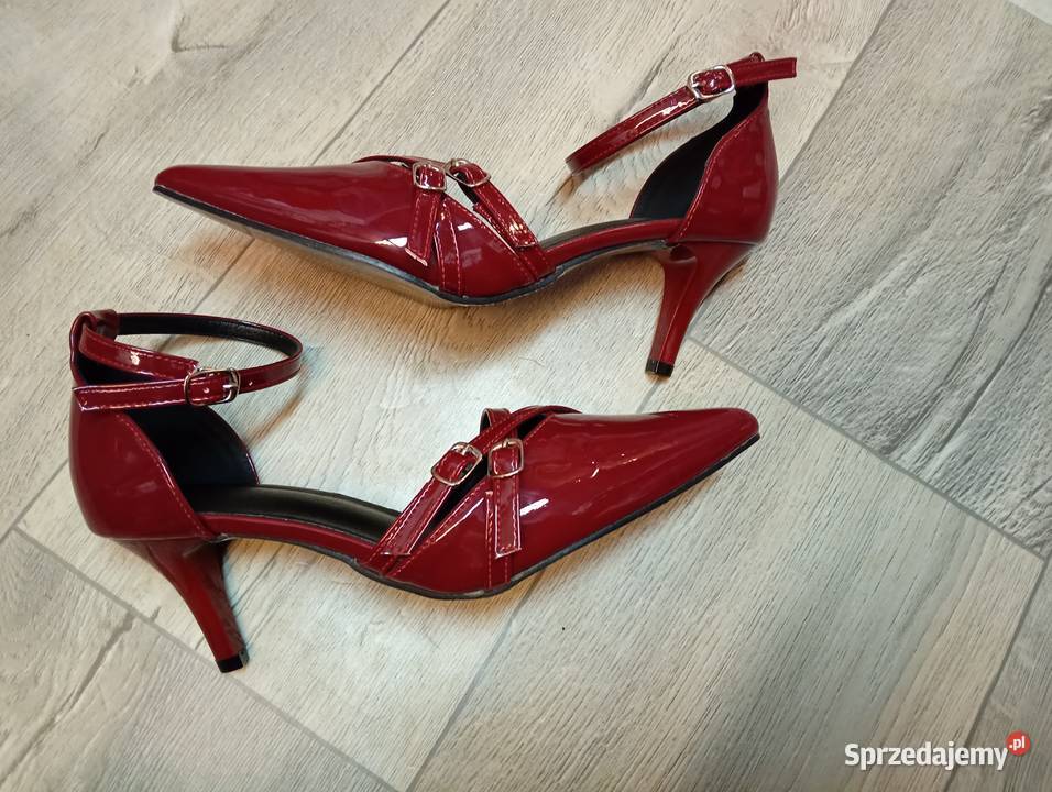 40 Bordowe czółenka wieczorowe z zapięciem Nowe Kraków