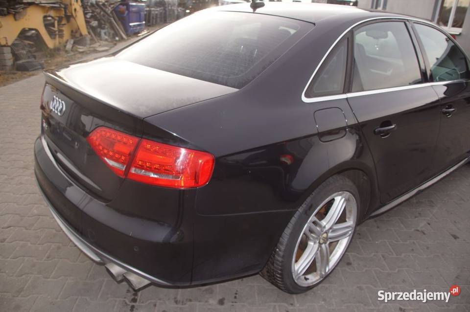 ĆWIARTKA BŁOTNIK PRAWY TYŁ LZ9Y AUDI A4 S4 B8 osobowe Lipno sprzedam