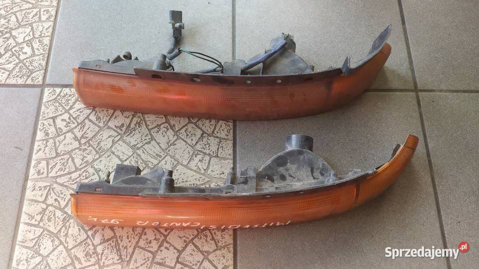 Mitsubishi canter kierunkowskaz prawy Byków