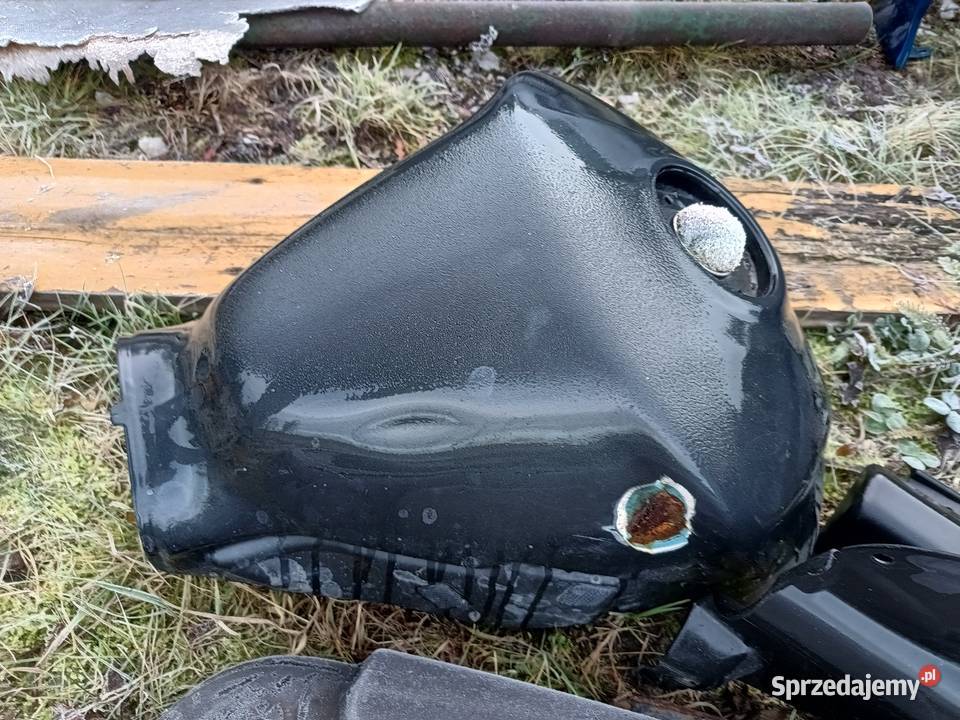 Zbiornik paliwa Suzuki GSR 750 Bak Lipowica