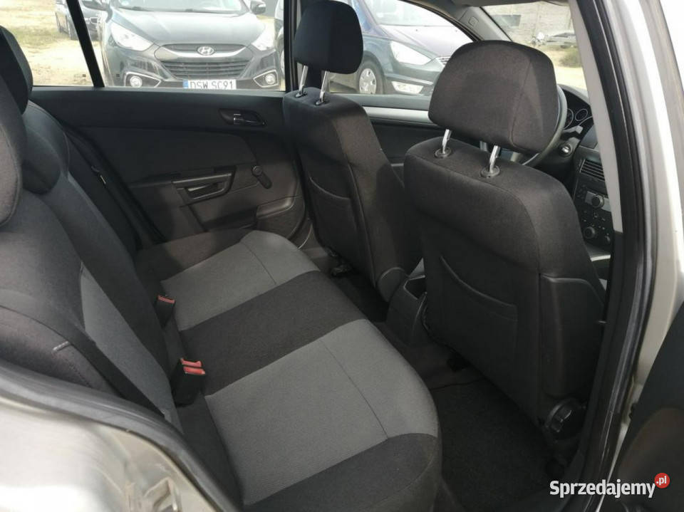 Opel Astra 16 105 klima elektryka zadbany H nieuszkodzony Strzegom