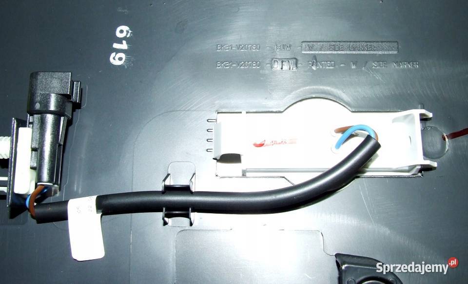 NAKŁADKA LISTWA BOCZNA PRZÓD PRAWA FORD TRANSIT Głogów